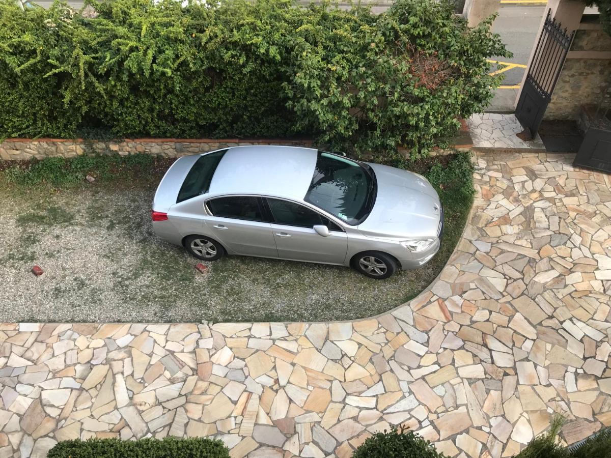 Hébergements à La Rive, Accueil ouvert tous les jours jusqu'à 20h00 dernier délai, depuis 29 ans ! Réserver ici svp ! Merci ! Aucun règlement à distance accepté, Paiement par CB, Espèces, Chèque ou Chèques-Vacances impérativement à la remise des clef Amélie-les-Bains-Palalda Extérieur photo
