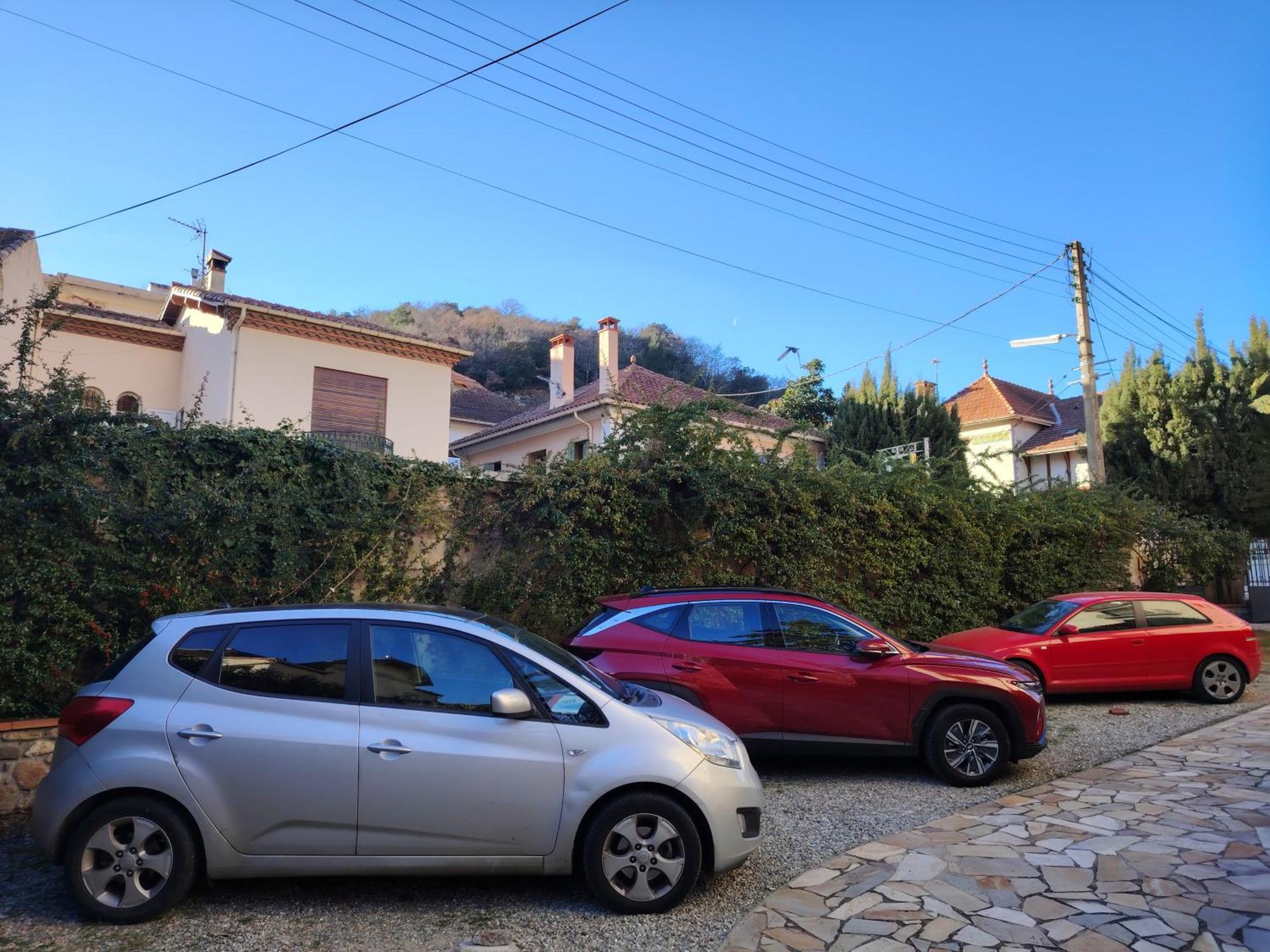Hébergements à La Rive, Accueil ouvert tous les jours jusqu'à 20h00 dernier délai, depuis 29 ans ! Réserver ici svp ! Merci ! Aucun règlement à distance accepté, Paiement par CB, Espèces, Chèque ou Chèques-Vacances impérativement à la remise des clef Amélie-les-Bains-Palalda Extérieur photo